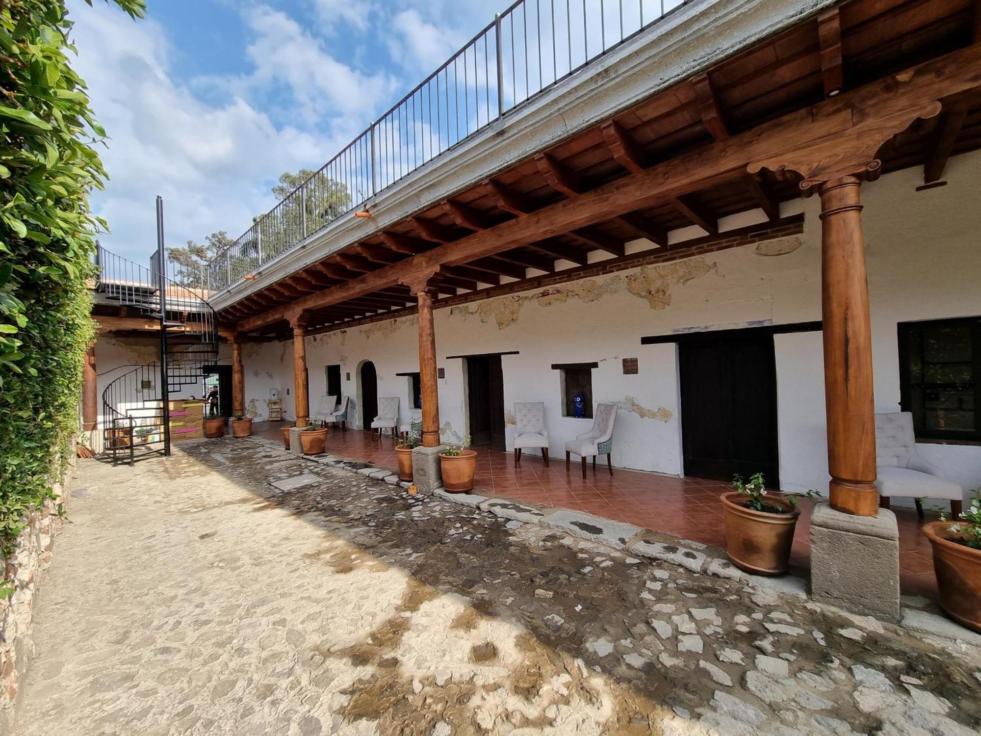 Central Hostel San Sebastian Antigua Buitenkant foto